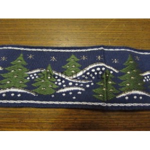 Stuha vyšívaná  š. 5,2 cm x 0,90M  MA101